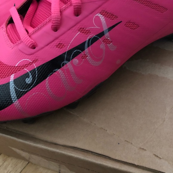 Authentic “Carol” Larry Fitzgerald BCA cleats 🔥🔥 - Picture 2 of 9